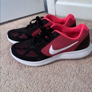 Nike Revolution 3 black and pink sneakers
